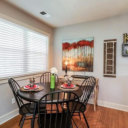 Villa Amazing Locale 2Kingbr 1Bth à Kansas City Extérieur photo
