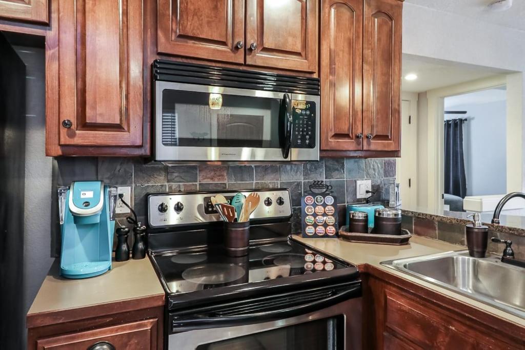 Villa Amazing Locale 2Kingbr 1Bth à Kansas City Extérieur photo